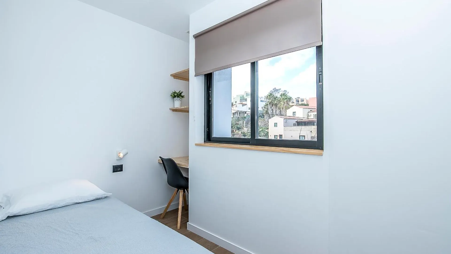 Modern Attic Escape With Peaceful Terrace Appartement Santa Cruz de Tenerife 0*,