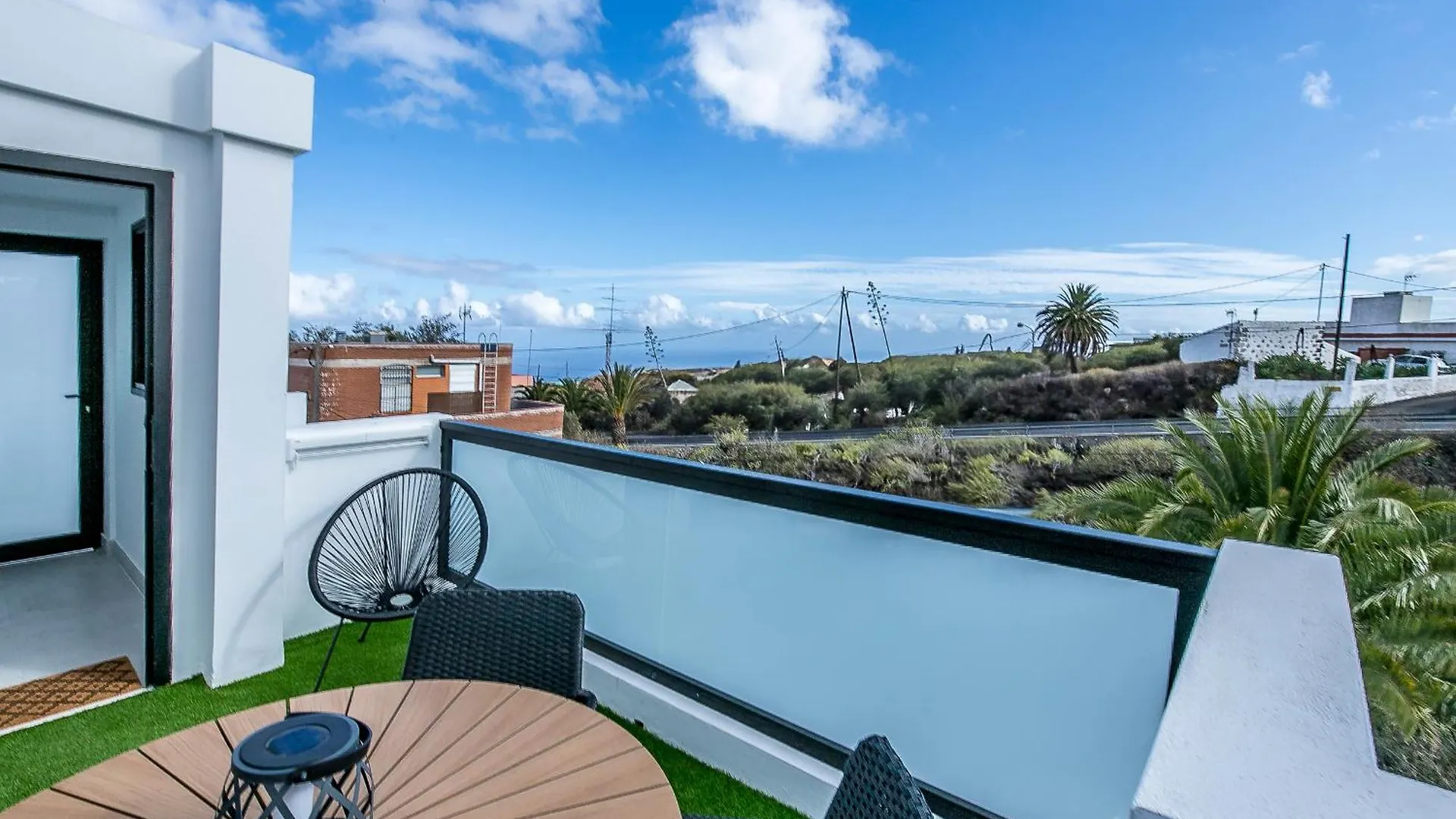 Modern Attic Escape With Peaceful Terrace Apartment Santa Cruz de Tenerife 0*,  Spain